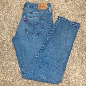 Levi’s 501 Straight Leg Jeans